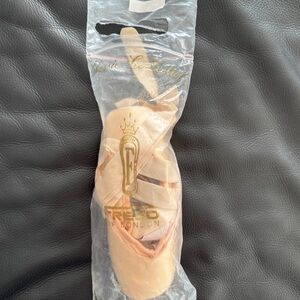 Freed Pointe Shoes Y Maker